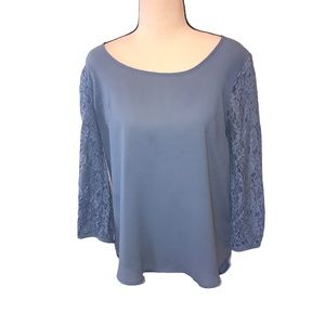 Mine Blue Embroidered Floral Eyelet Blouse Bow Back Detailing Hi Low Sz M